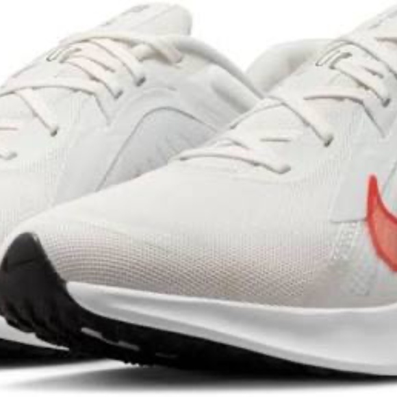 Nike Quest 5 road running shoes - Picture 3 of 6